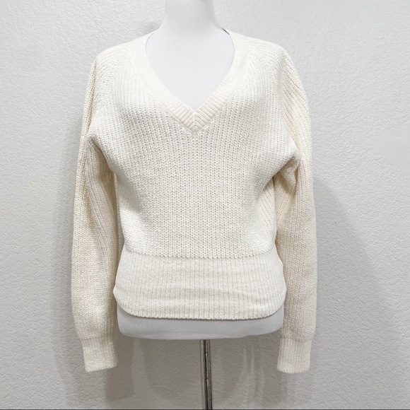 Urban Outfitters | Sweaters | Nwt Urban 